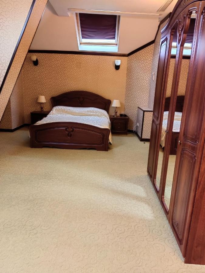Carol Hotel Constanţa